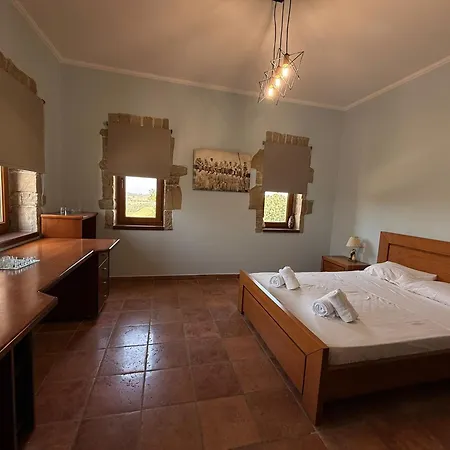 Chateau Retreat Kalamaki (Achaea)