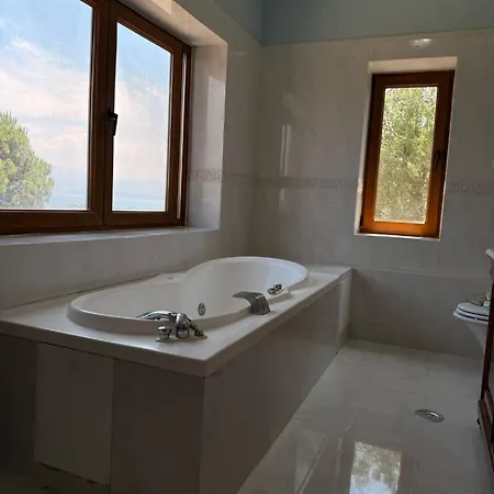 Chateau Retreat * Kalamaki (Achaea)