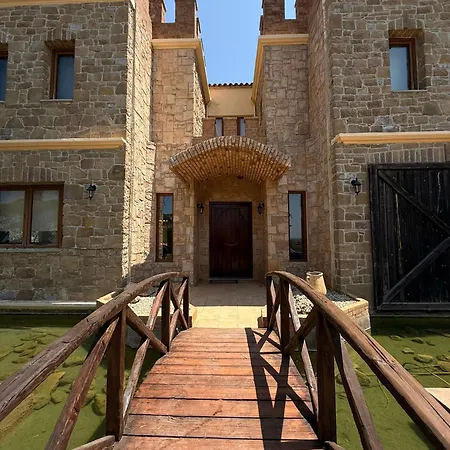 Villa Chateau Retreat