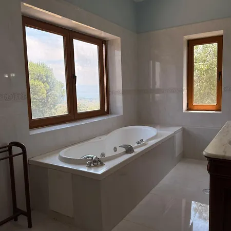 Chateau Retreat * Kalamaki (Achaea)